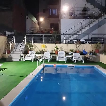 La Roby Si Niko Hotel Dubova Exterior foto