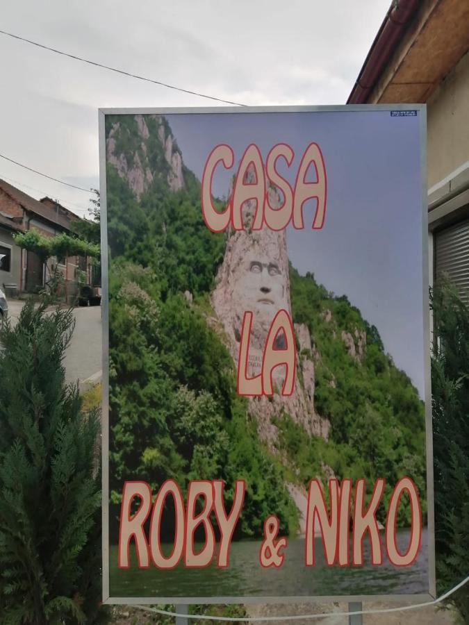 La Roby Si Niko Hotel Dubova Exterior foto