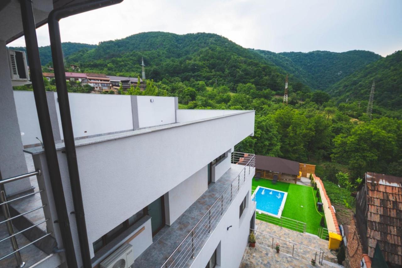 La Roby Si Niko Hotel Dubova Exterior foto